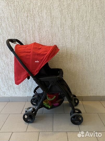 Коляска детская прогулочная joie с перекидной ручк