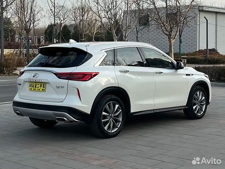 Infiniti QX50 2.0 CVT, 2020, 20 000 км