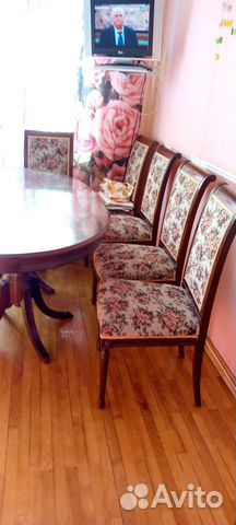 Мебель итальянская стол и стулья 6 шт. темный цве