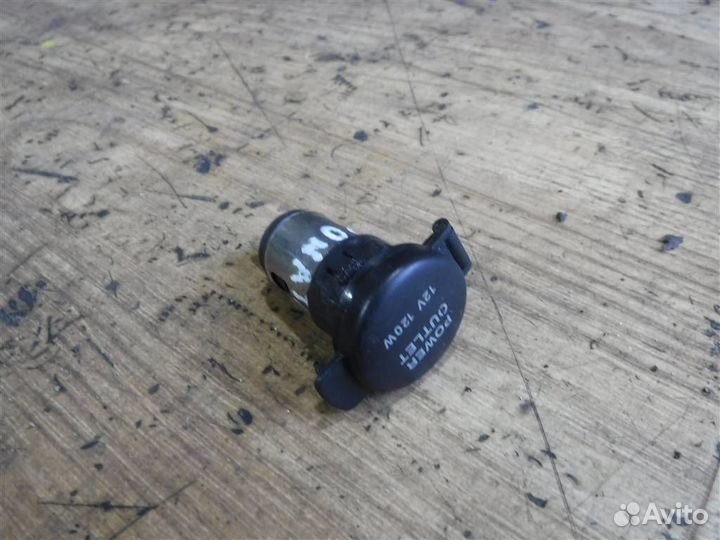 Сетевая розетка Hyundai Sonata IV (EF) 1998-2001