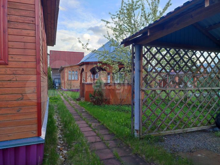 Дом 80 м² на участке 5,5 сот.