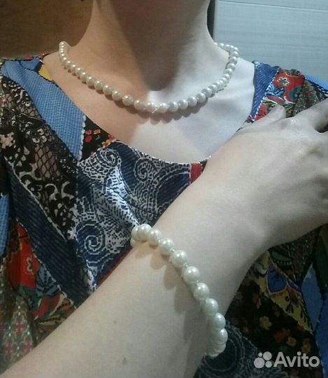 Бусы и браслет Мери Кей