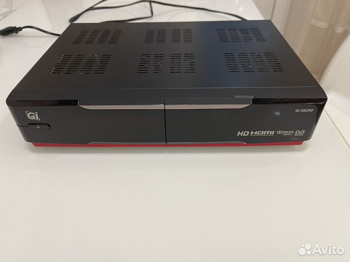 Спутниковый ресивер GI S8290HD