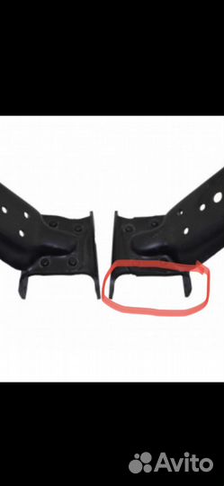 Кронштейн передней опоры 5320-1001010/11