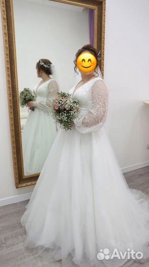 Свадебное платье и шубка