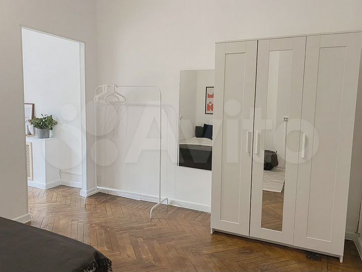 Комната 13 м² в 5-к., 3/8 эт.