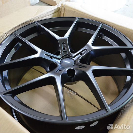 Диски KoKo Kuture 5484 9.5x19/5x112 D66.6 ET40 Bla