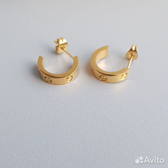 Серьги в стиле Cartier Love