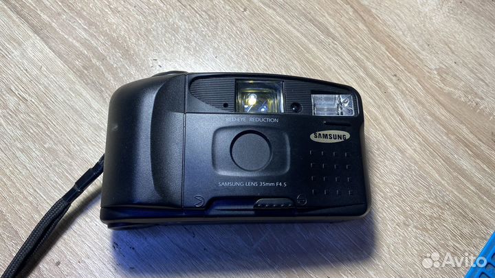 Плёночный фотоаппарат Samsung FF-222