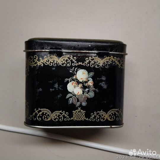 Жестянные коробки