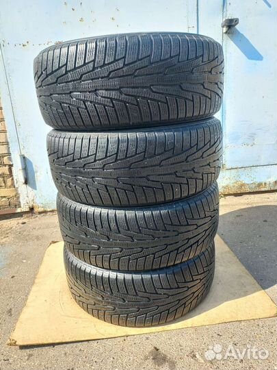 Nokian Tyres Hakkapeliitta R 235/55 R17