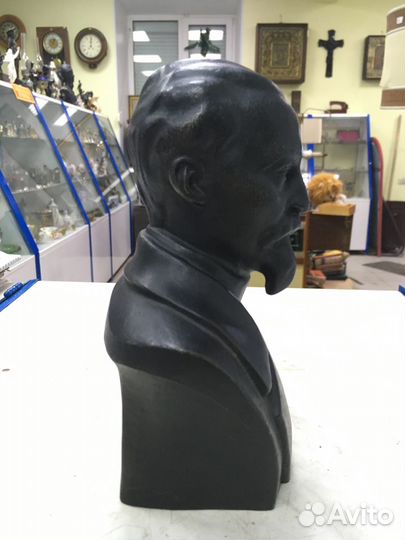 Каслинское литье. Бюст Дзержинского 1957