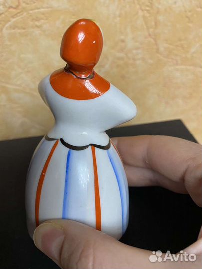 Статуэтка Певунья