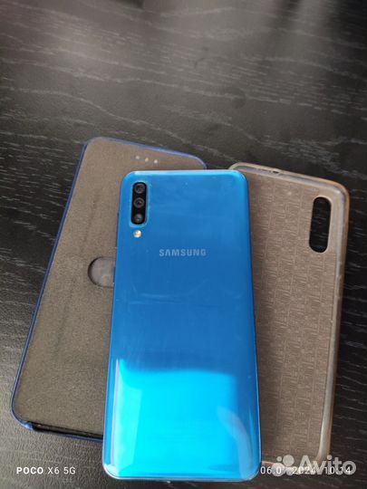 Samsung Galaxy A50, 4/64 ГБ