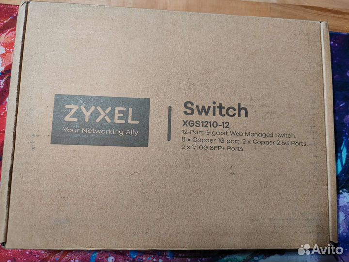 Мультигигабитный коммутатор Zyxel XGS1210-12