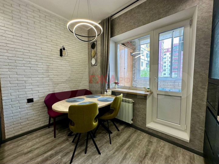 3-к. квартира, 85 м², 4/10 эт.