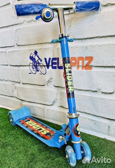 Самокат для детей новый