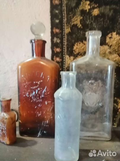 Аптечные пузырьки