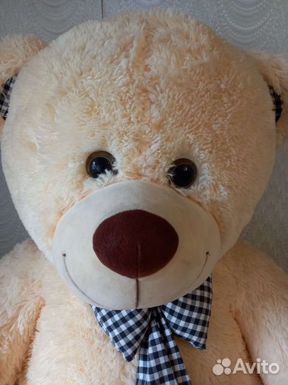 Плюшевый медведь