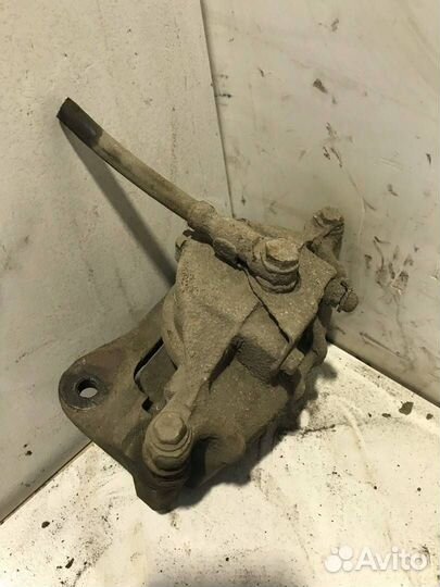 Суппорт тормозной передний левый GAZ 31105 2008