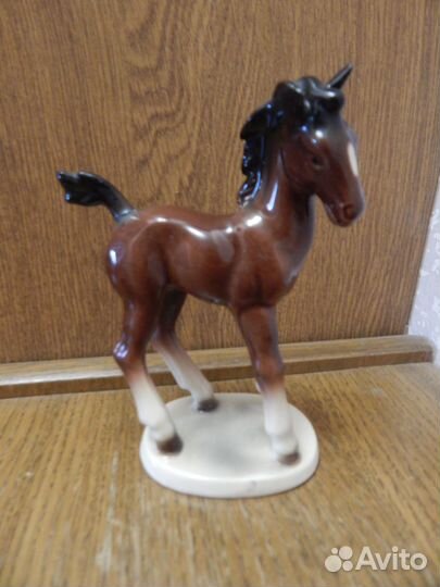 Жеребенок Фарфор Германия