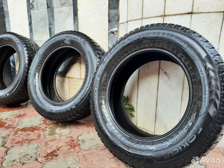 Nokian Tyres Hakkapeliitta 5 235/65 R17 108T