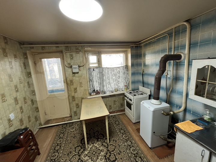 1-к. квартира, 42 м², 1/2 эт.