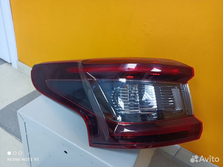 Фонарь задний правый Nissan Qashqai J11 26555HP00A
