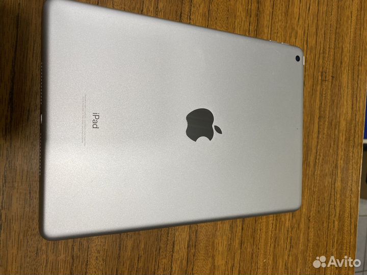 iPad 6 поколения