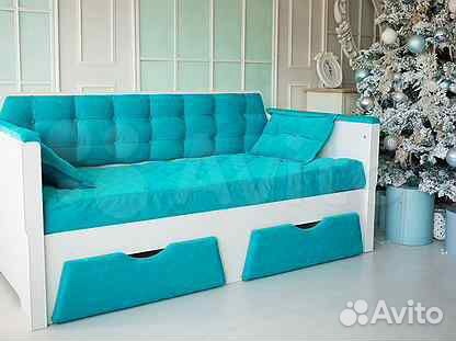 Кроватка с мягкой спинкой