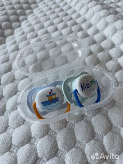 Соска пустышка avent 0 6