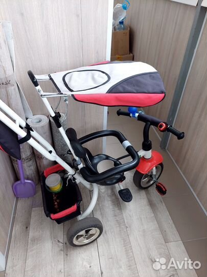 Трехколесный велосипед с родительской ручкой