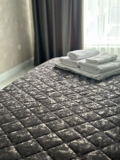 2-к. квартира, 72 м², 4/10 эт.