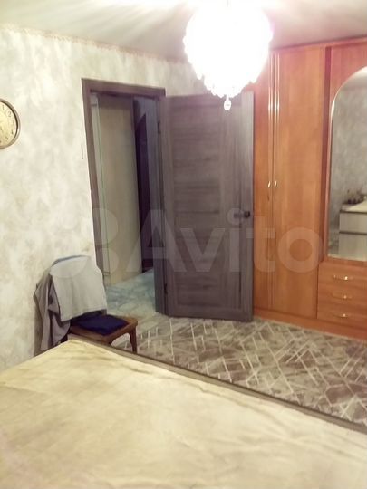 4-к. квартира, 132 м², 1/1 эт.