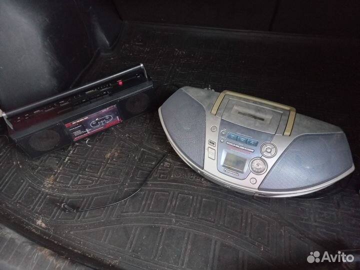 Кассетный магнитофон panasonic