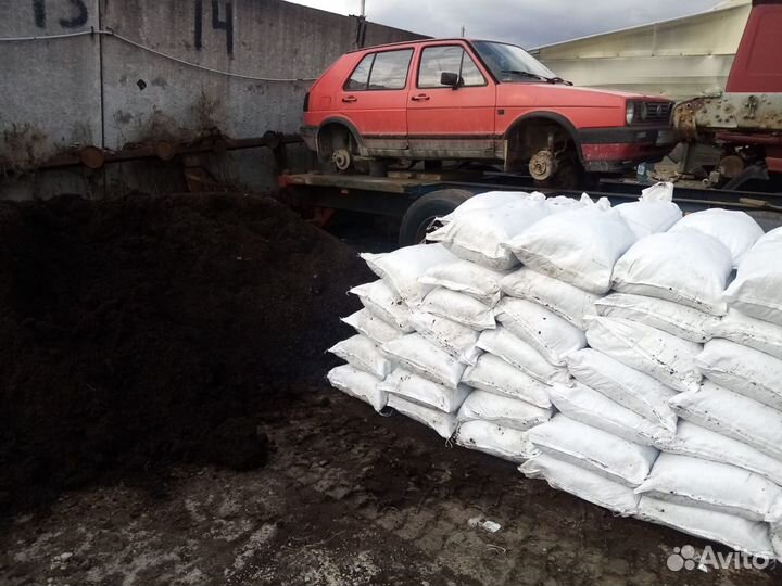 Грунт плодородный, садовая земля в мешках и бэгах