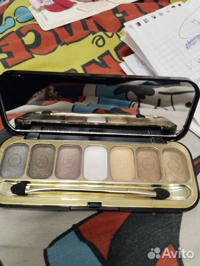 Тени для век chanel