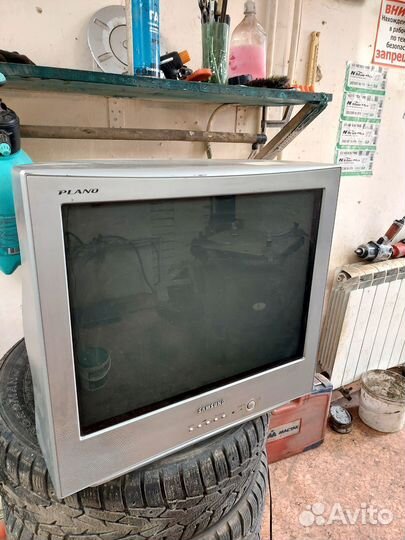 Телевизор samsung