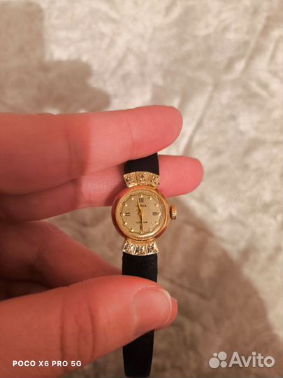 Часы наручные женские чайка СССР