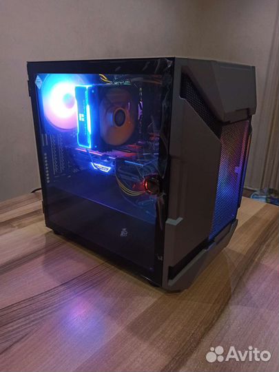 Игровой пк. Новый 12 ядер rx6600xt озу 32 гб
