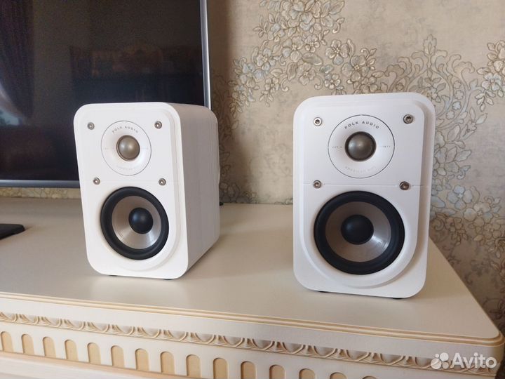 Полочная акустика Polk Audio Signature S10e white