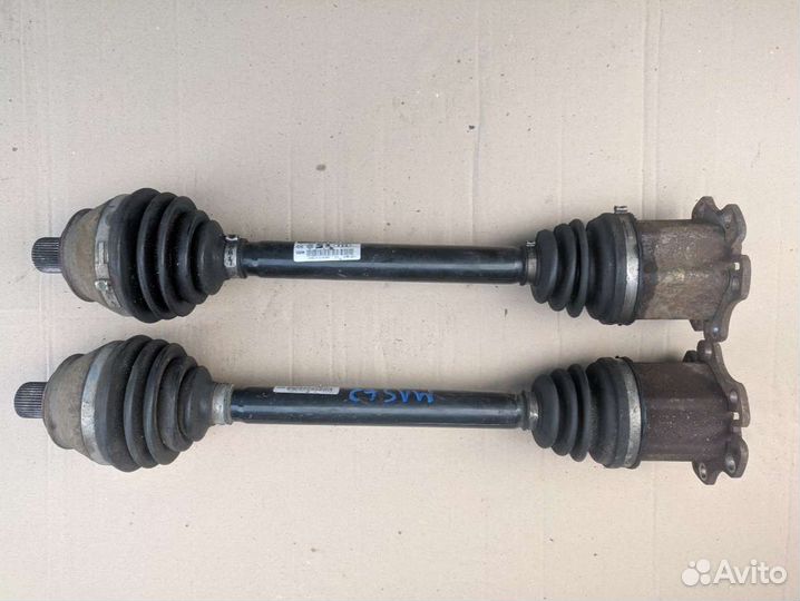 Полуось (приводной вал, шрус) Audi A6 C6 (S6,RS6) 4F0407272N