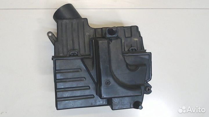 Корпус воздушного фильтра Nissan Elgrand, 1999