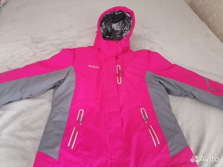 Продаётся куртка фирмы Коламбия