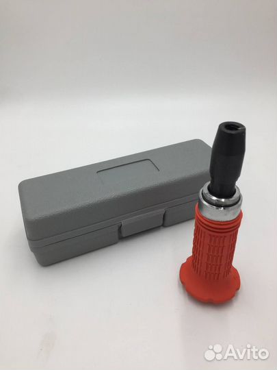 Отвёртка ударная, с защитой 6 бит (в кейсе ) МАЯКА