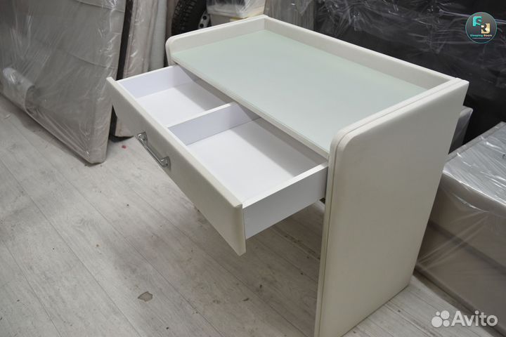 Туалетный столик