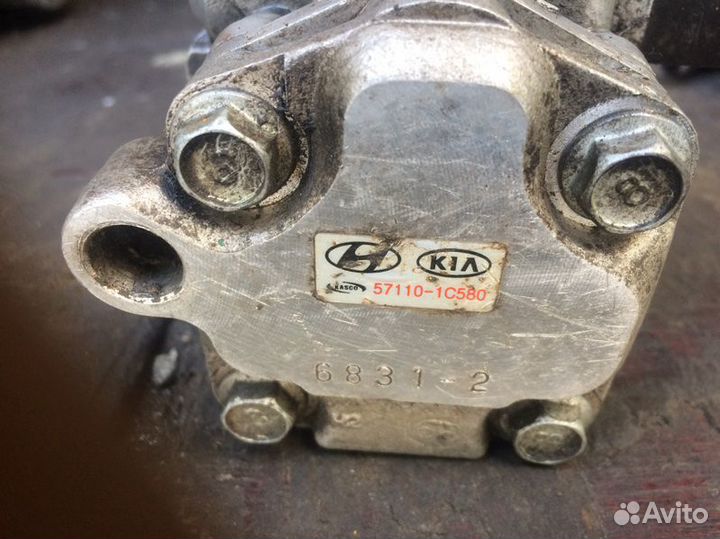 Насос гидроусилителя Hyundai Getz