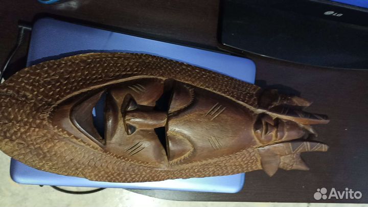 Африканская маска дерево