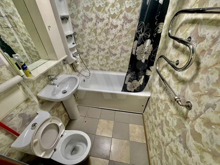 2-к. квартира, 49 м², 1/5 эт.