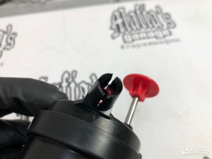 Активатор лючка бензобака Mercedes-Benz S-Class